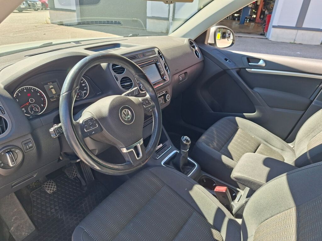Volkswagen Tiguan 2012 Valkoinen