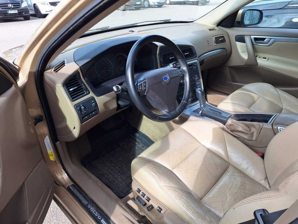 Volvo S60 2008 Ruskea (beige)