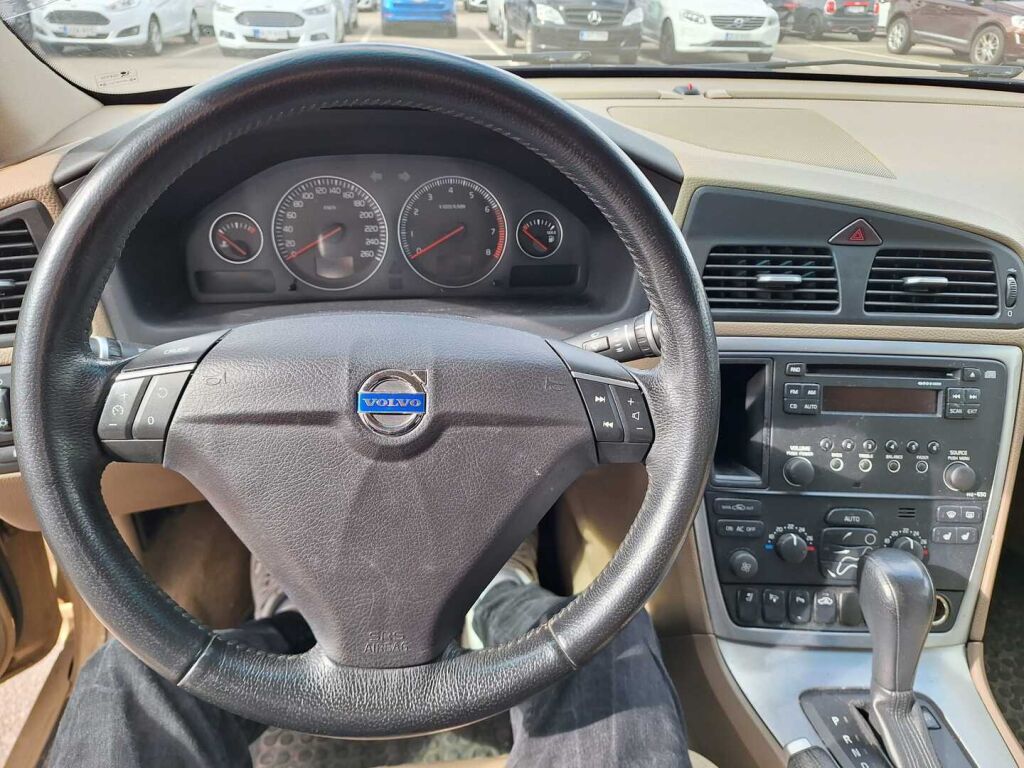 Volvo S60 2008 Ruskea (beige)