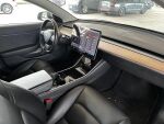 Tesla Model 3 2019 Musta
