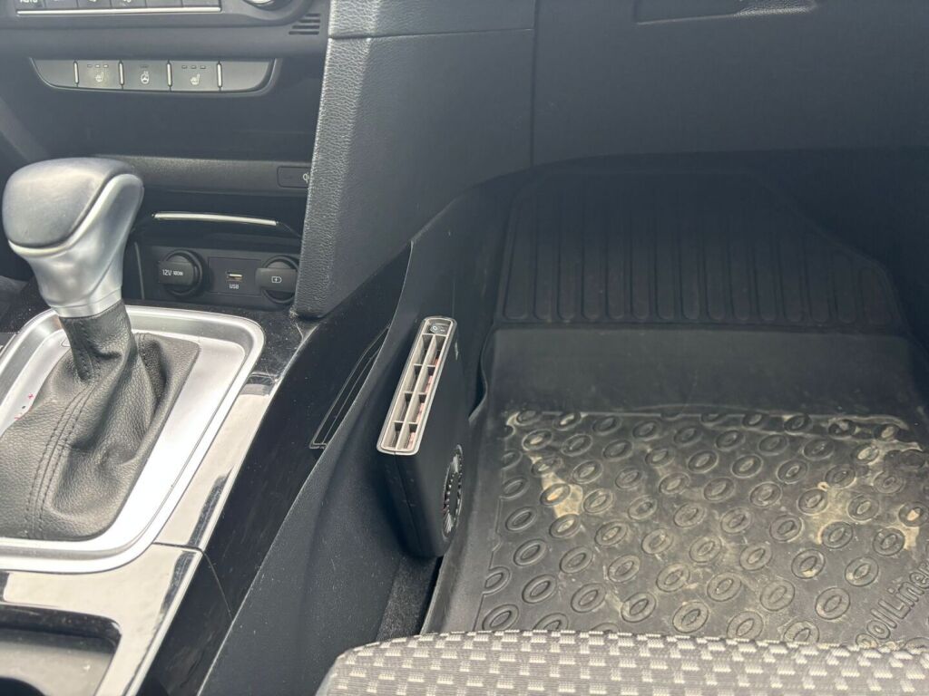 Kia XCeed 2020 Musta