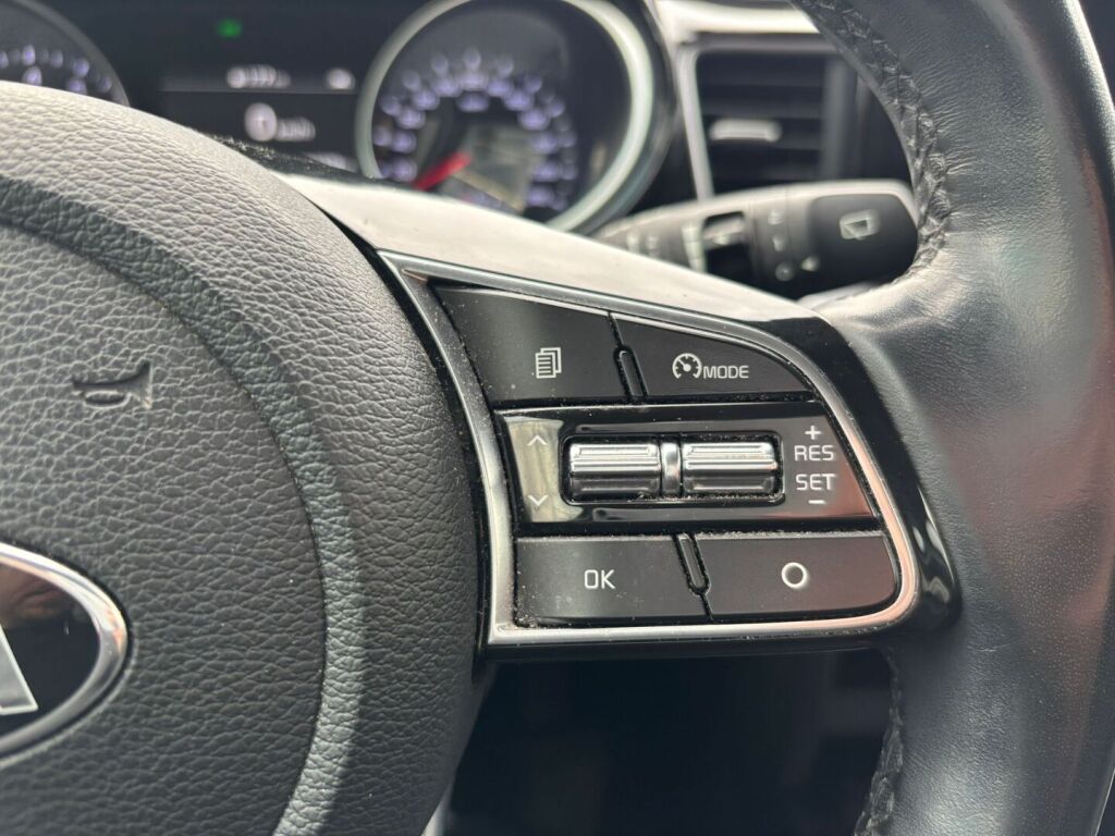 Kia XCeed 2020 Musta