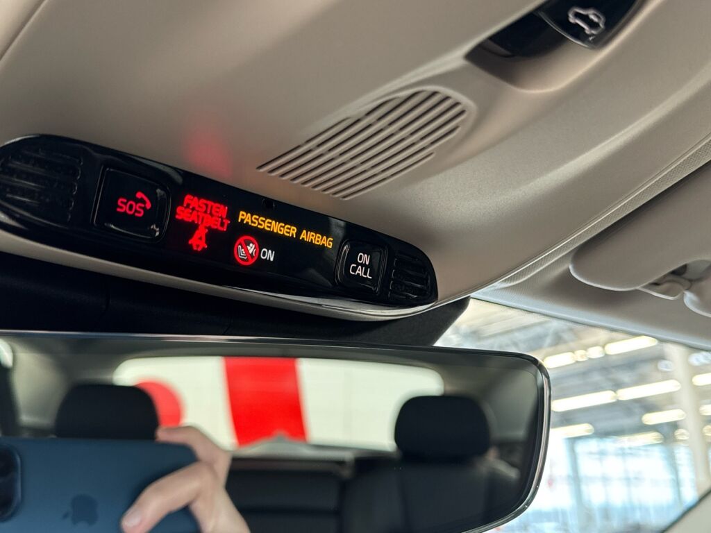 Volvo XC60 2020 Punainen