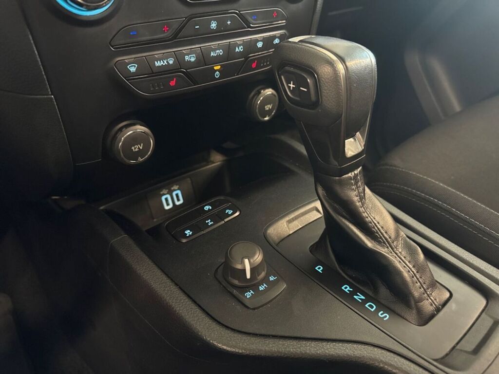 Ford Ranger 2020 Sininen