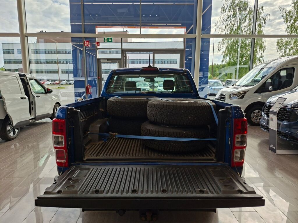 Ford Ranger 2020 Sininen
