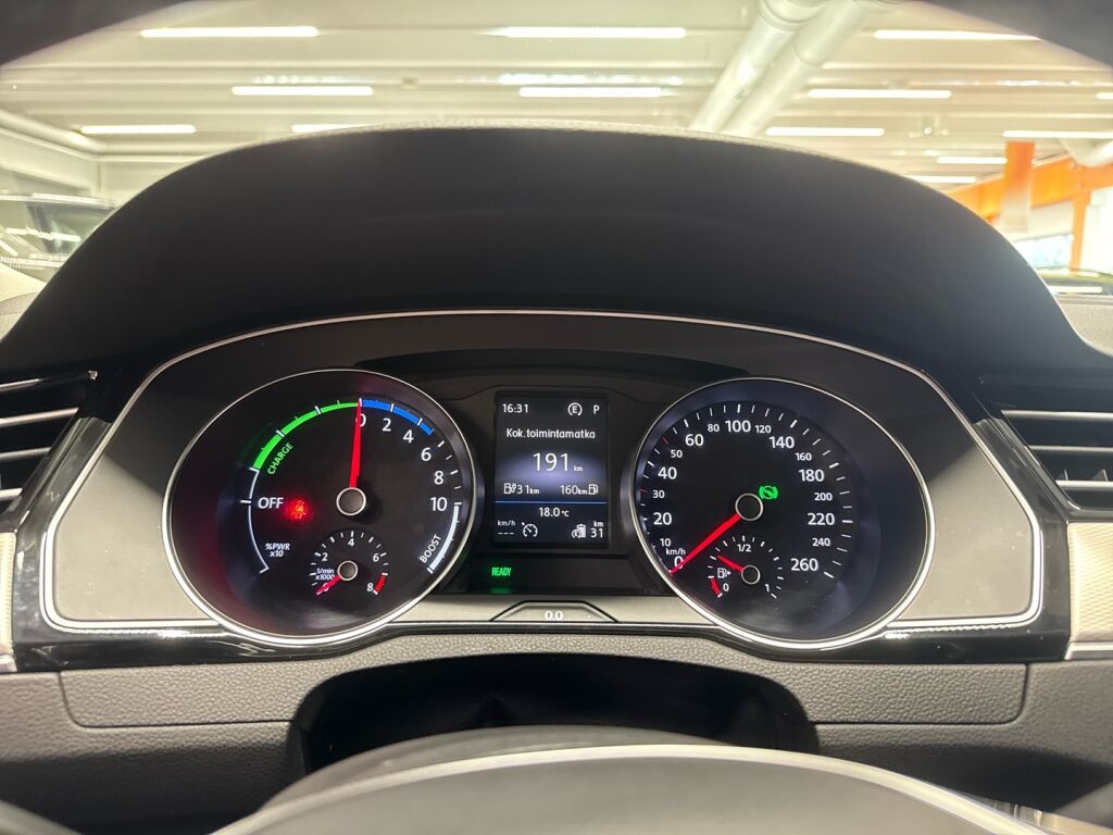 Volkswagen Passat 2017 Harmaa