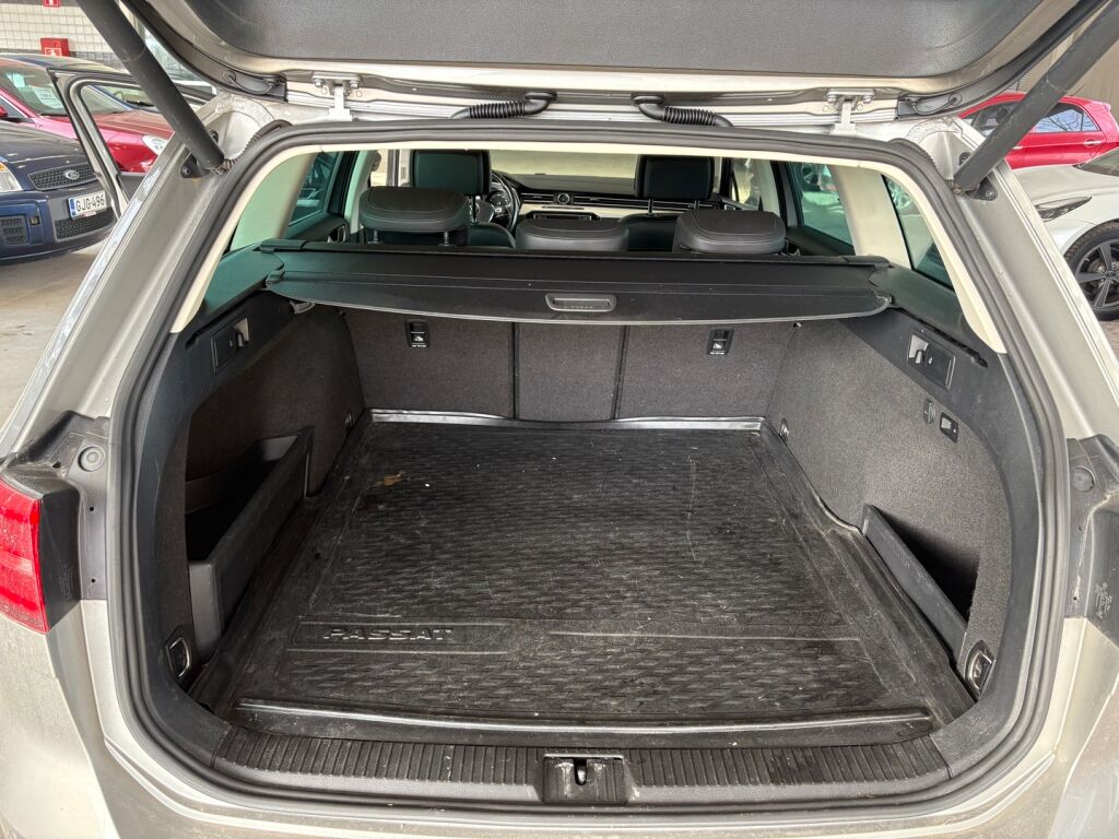 Volkswagen Passat 2017 Harmaa