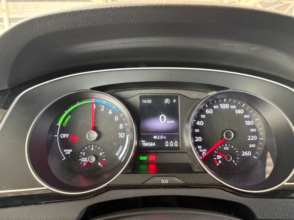 Volkswagen Passat 2017 Harmaa