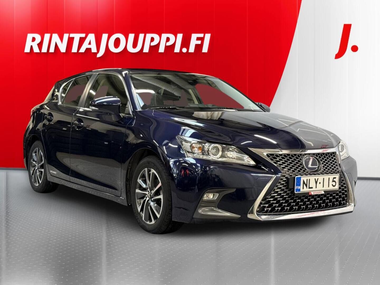 Sininen Lexus CT