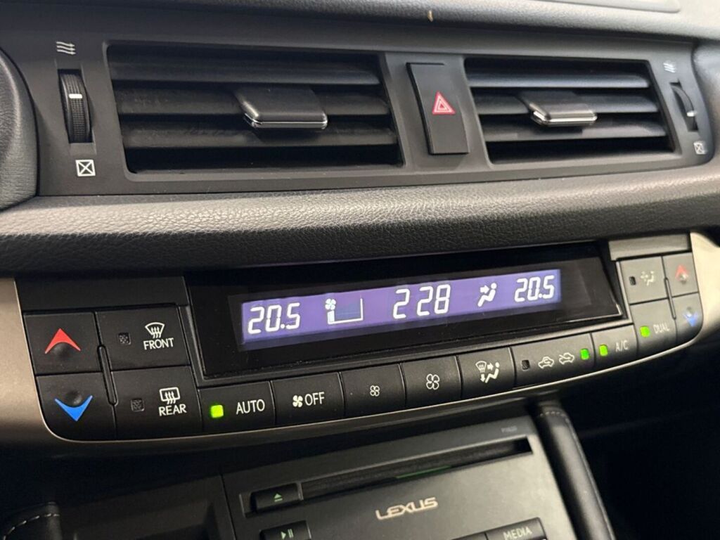 Lexus CT 2018 Sininen