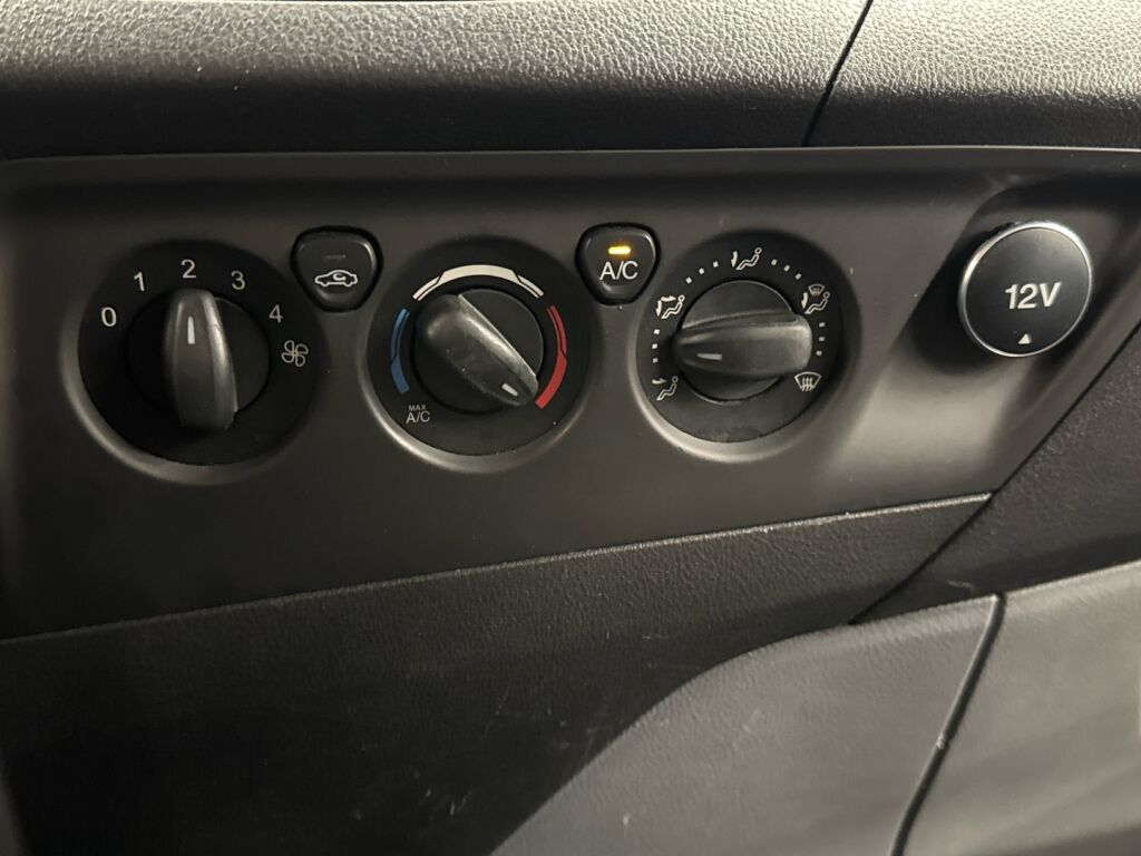 Ford Transit Custom 2013 Valkoinen