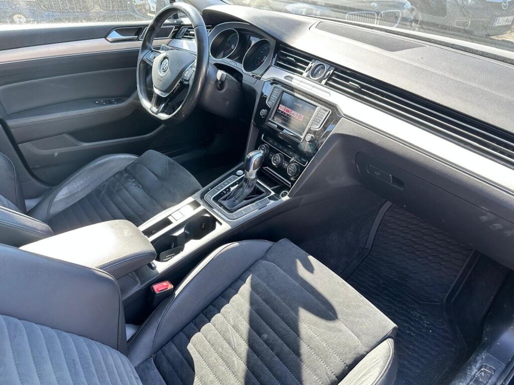 Volkswagen Passat 2017 Vihreä