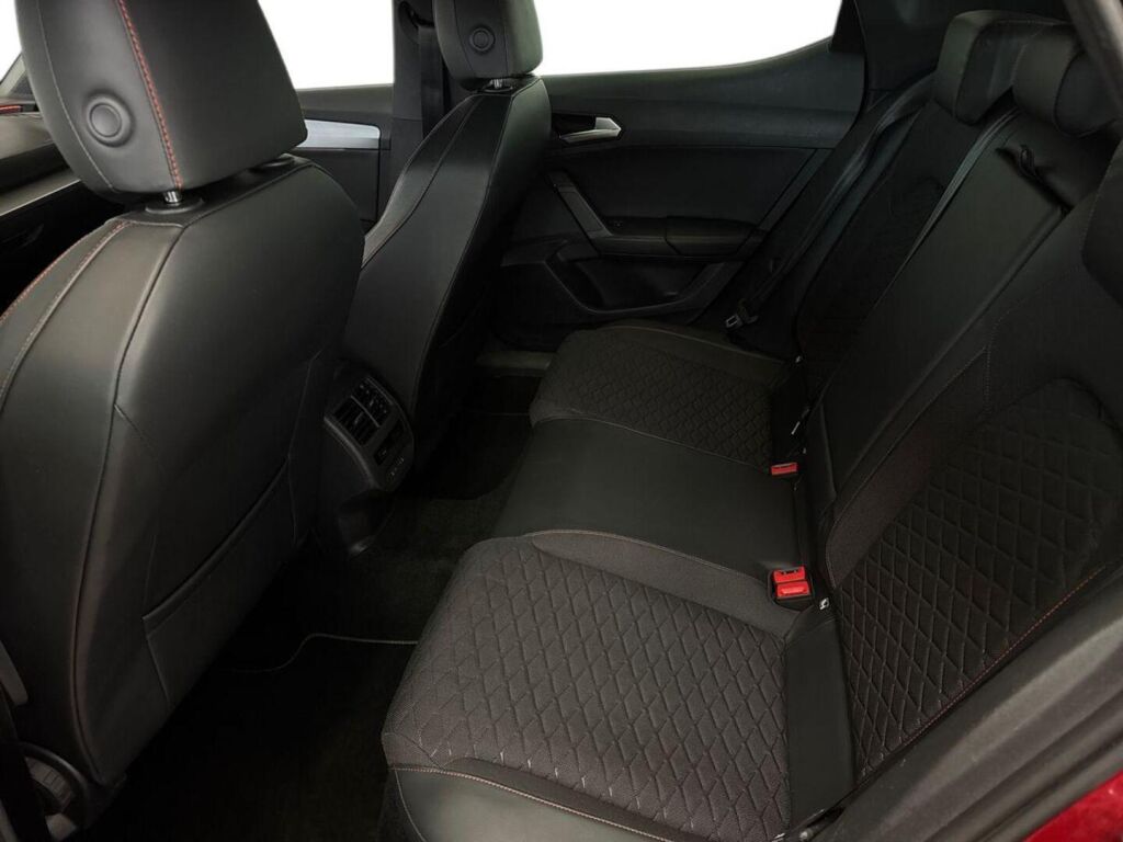 Seat Leon 2020 Punainen