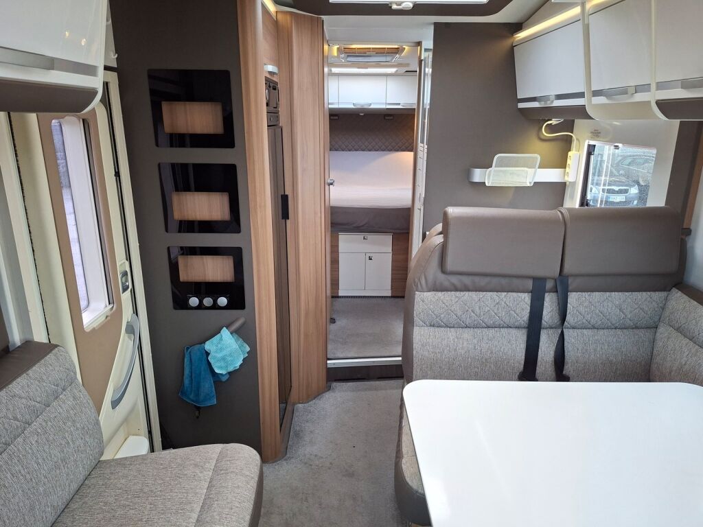 Adria MATRIX 670 SC ALDE 2020 Harmaa