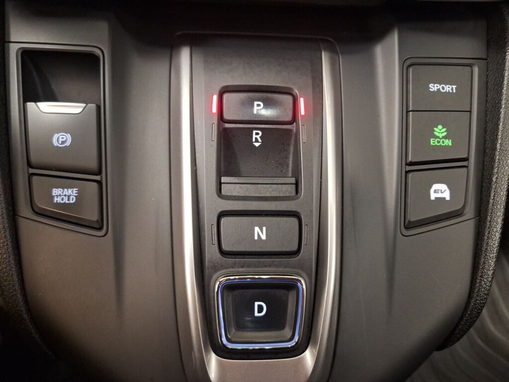 Honda CR-V 2021 Ruskea (beige)