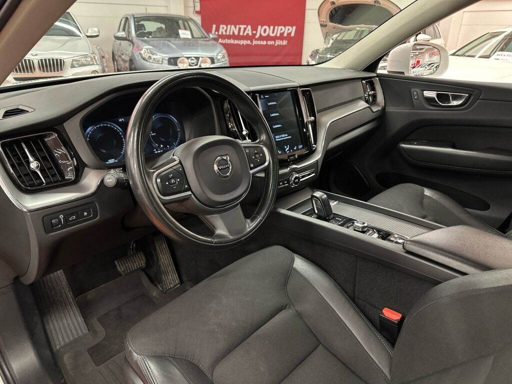 Volvo XC60 2020 Valkoinen