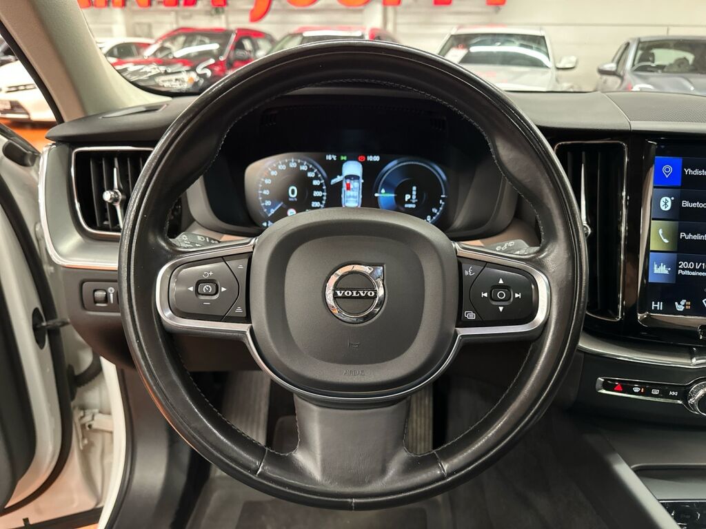 Volvo XC60 2020 Valkoinen