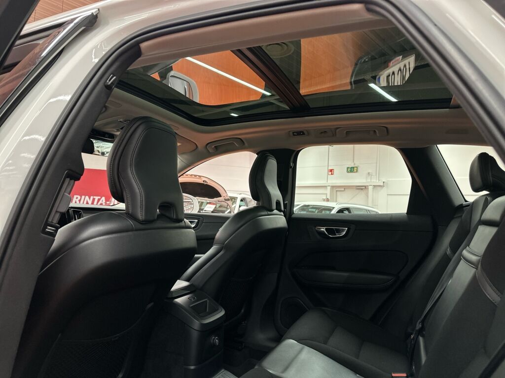 Volvo XC60 2020 Valkoinen