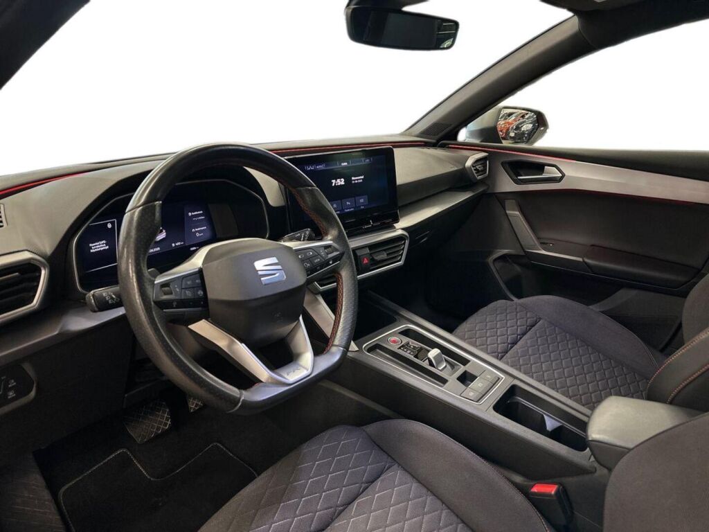 Seat Leon 2020 Punainen