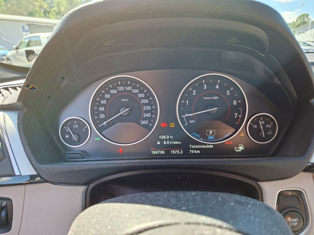 BMW 330 2017 Musta