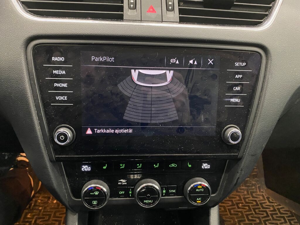 Skoda Octavia 2019 Valkoinen