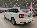 Skoda Octavia 2019 Valkoinen