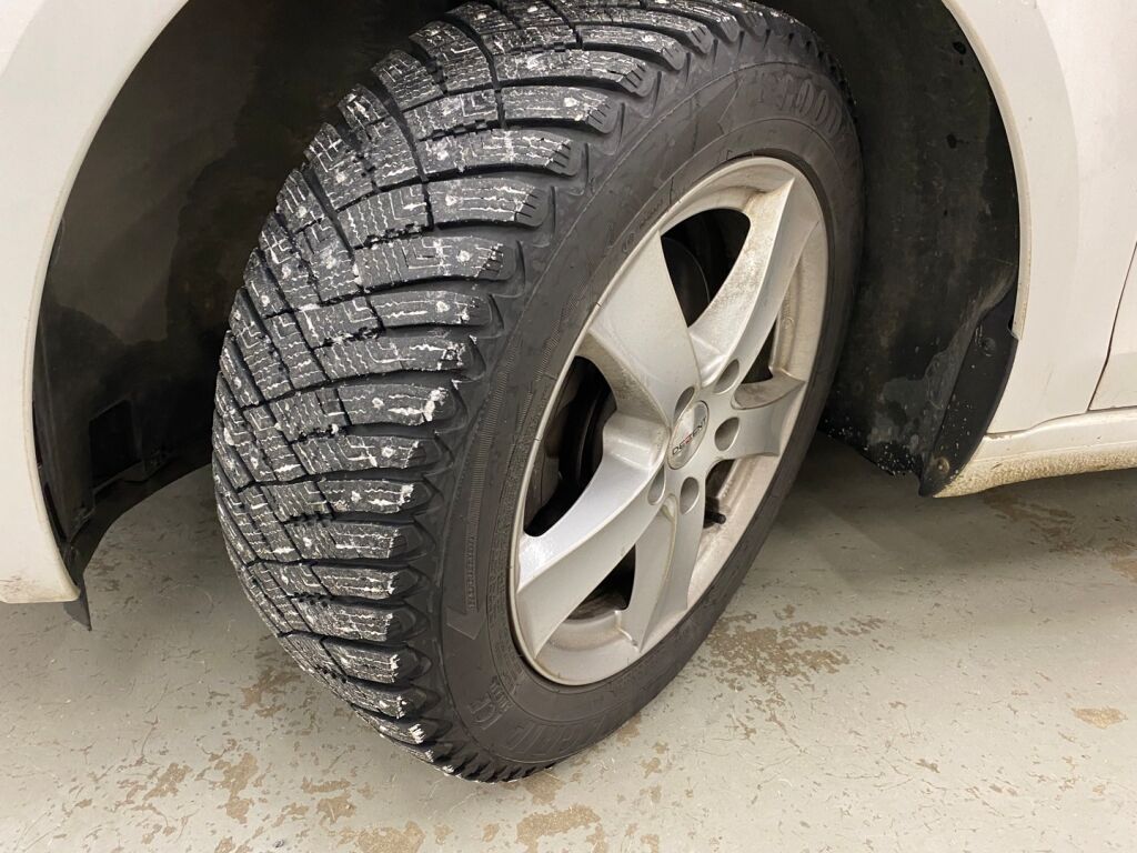 Skoda Octavia 2019 Valkoinen