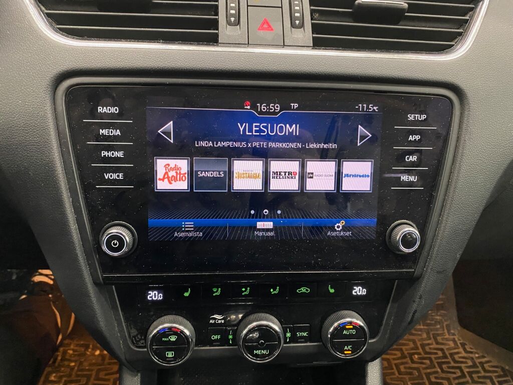 Skoda Octavia 2019 Valkoinen