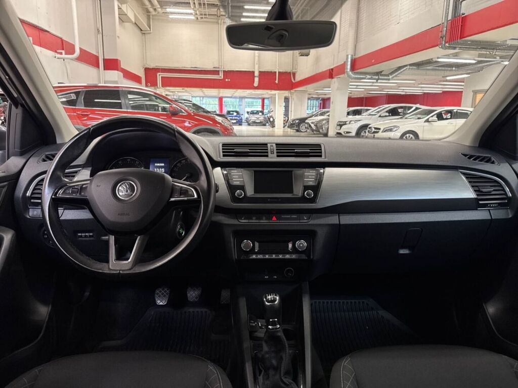 Skoda Fabia 2015 Harmaa