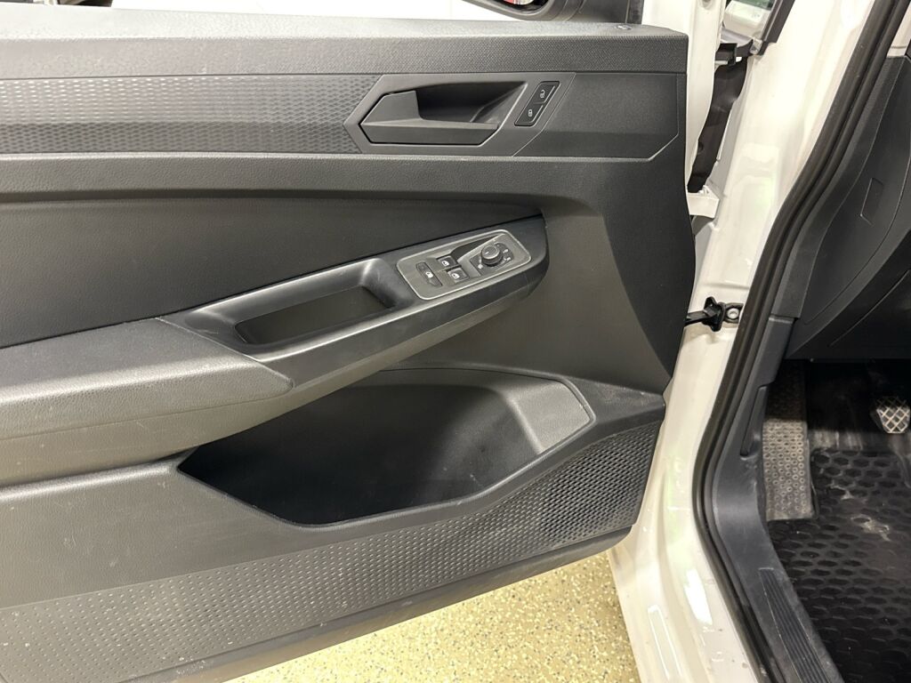 Volkswagen Caddy Maxi 2022 9