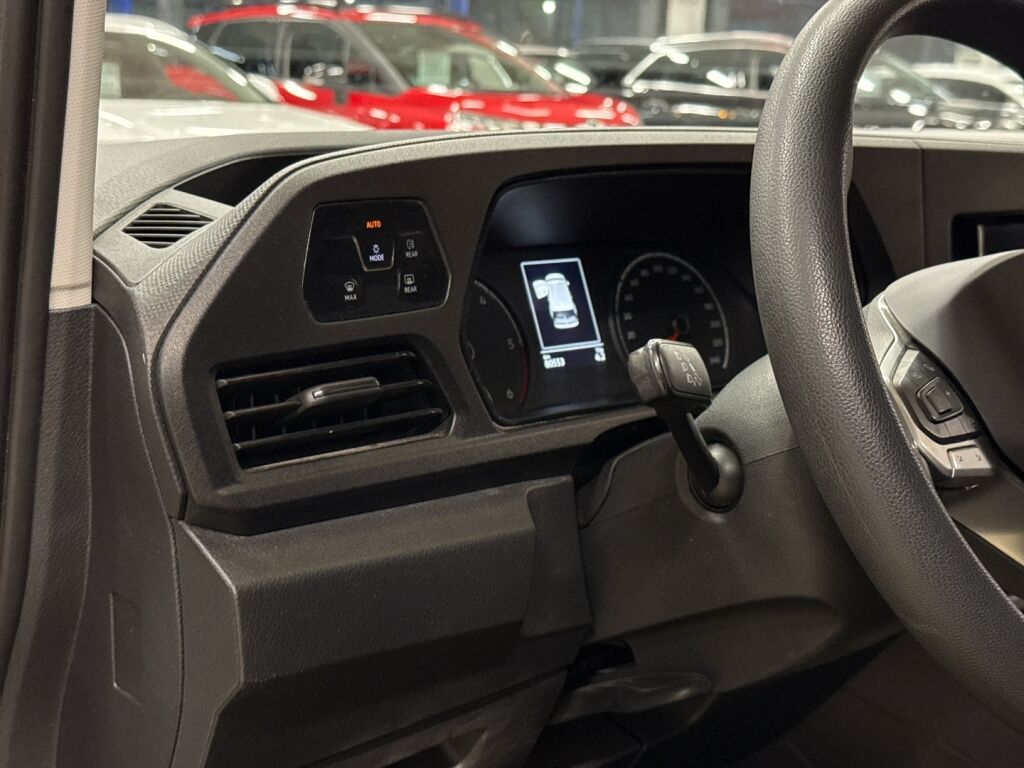 Volkswagen Caddy Maxi 2022 9