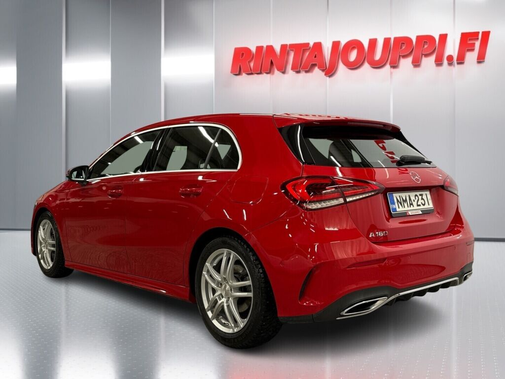 Mercedes-Benz A 2019 Punainen