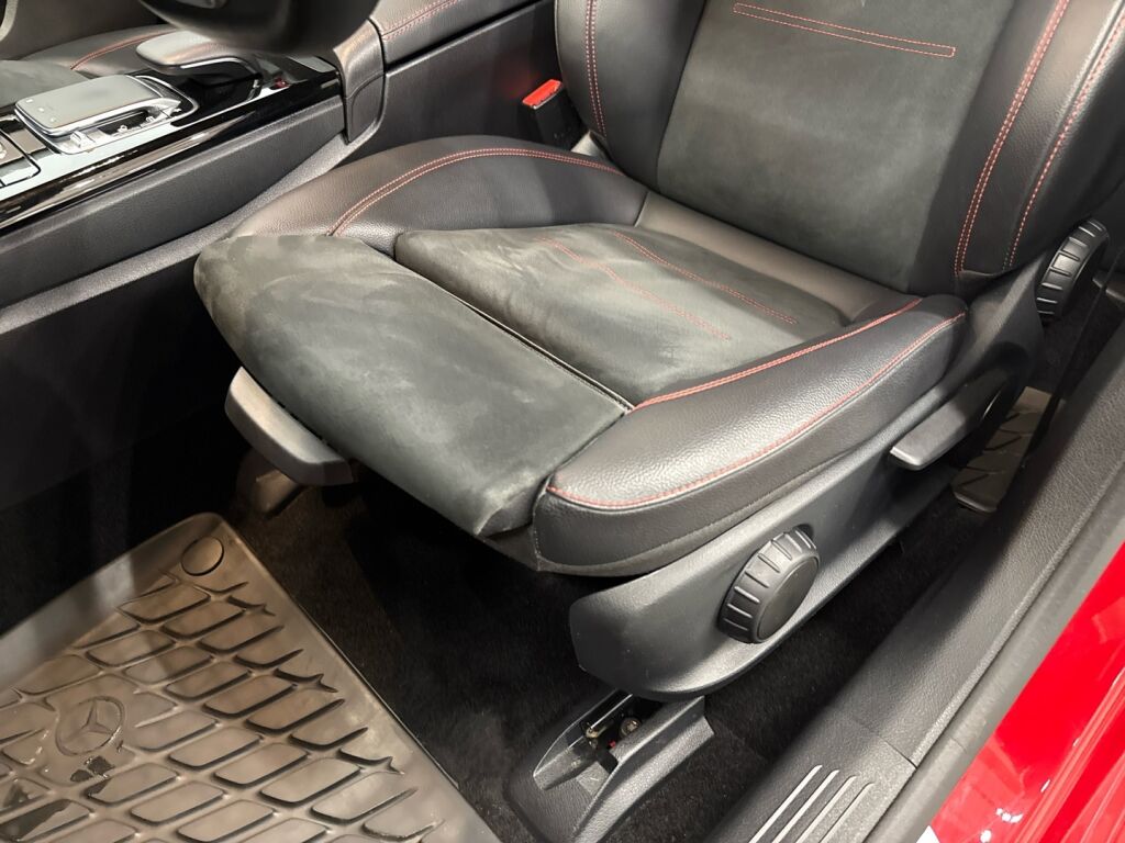 Mercedes-Benz A 2019 Punainen