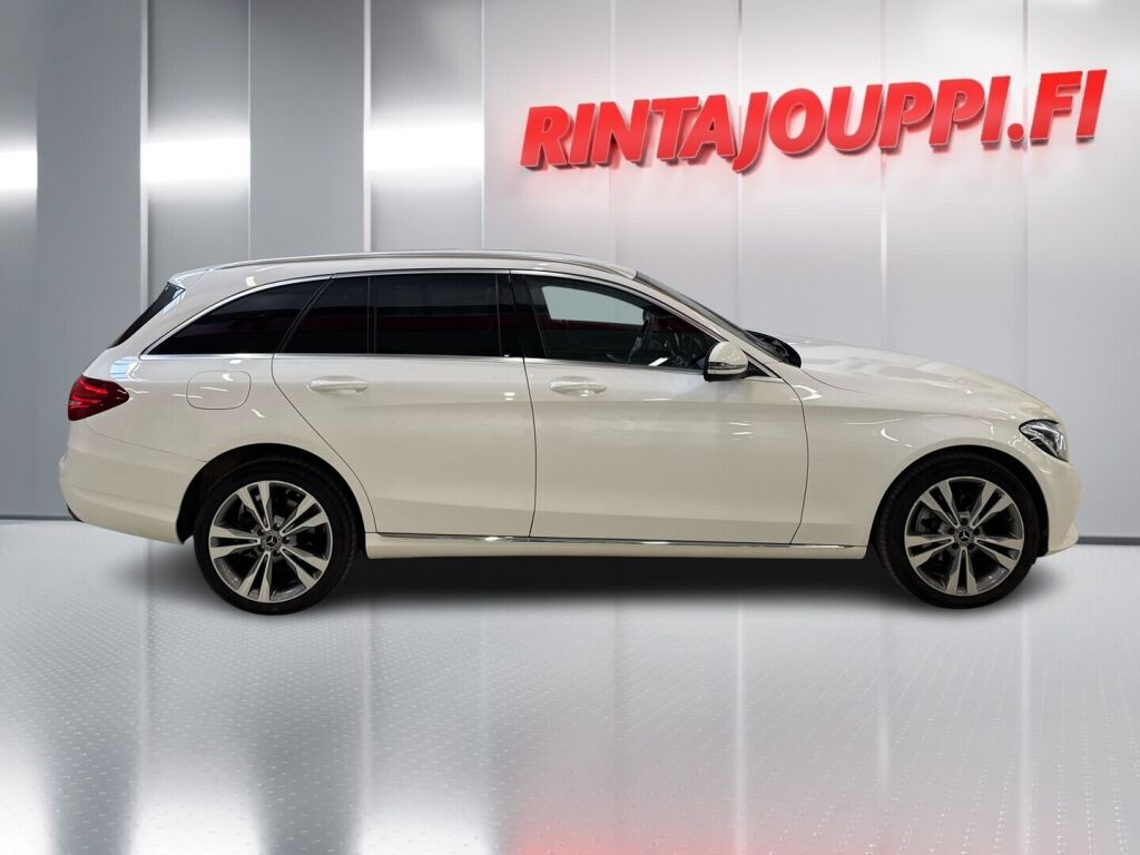 Mercedes-Benz C 2018 Valkoinen