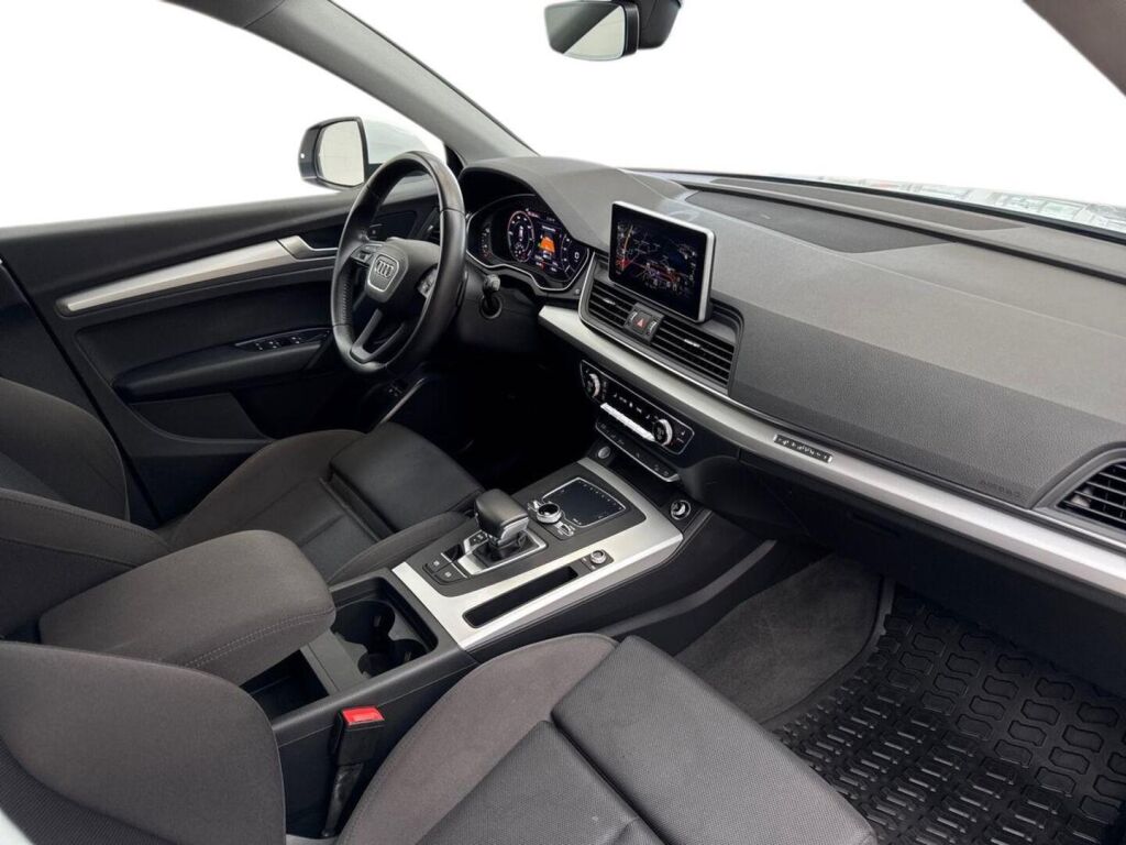 Audi Q5 2020 Valkoinen