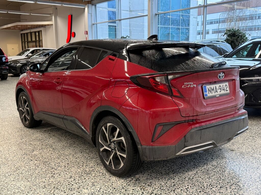 Toyota C-HR 2020 Punainen