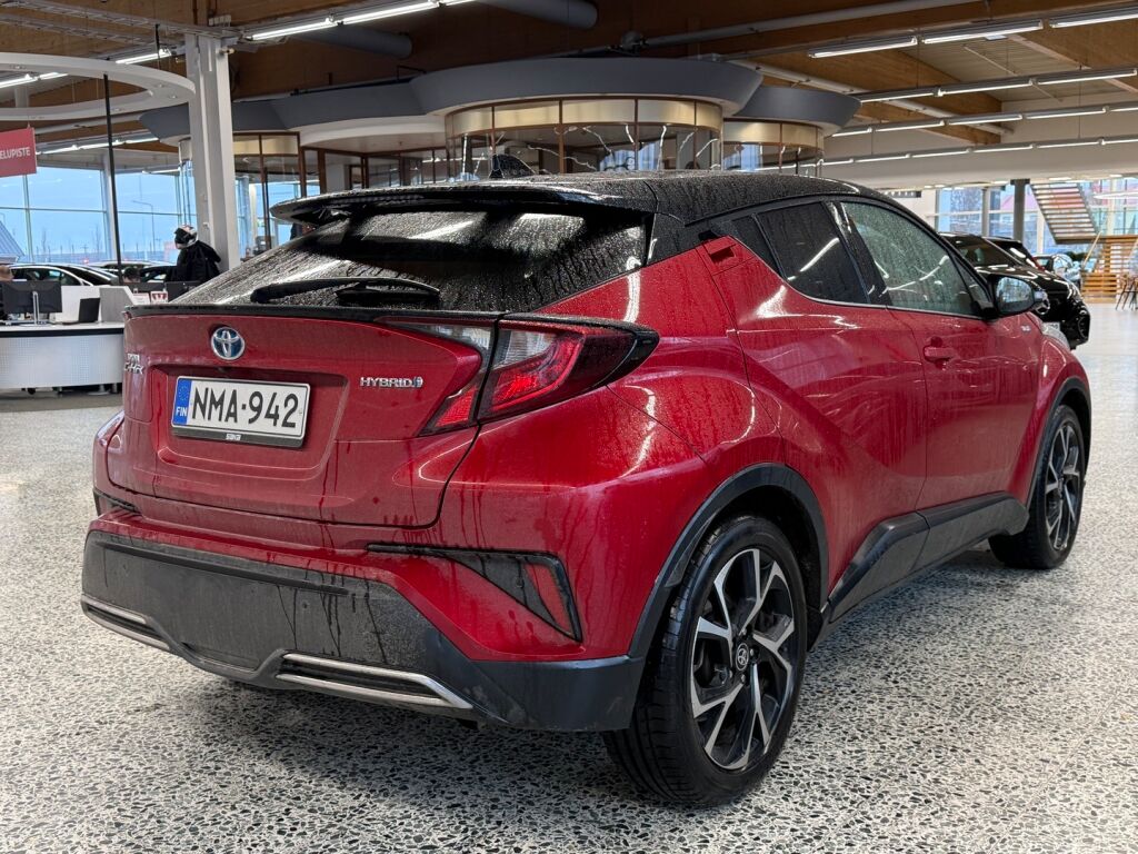 Toyota C-HR 2020 Punainen