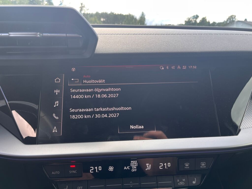 Audi S3 2021 Musta