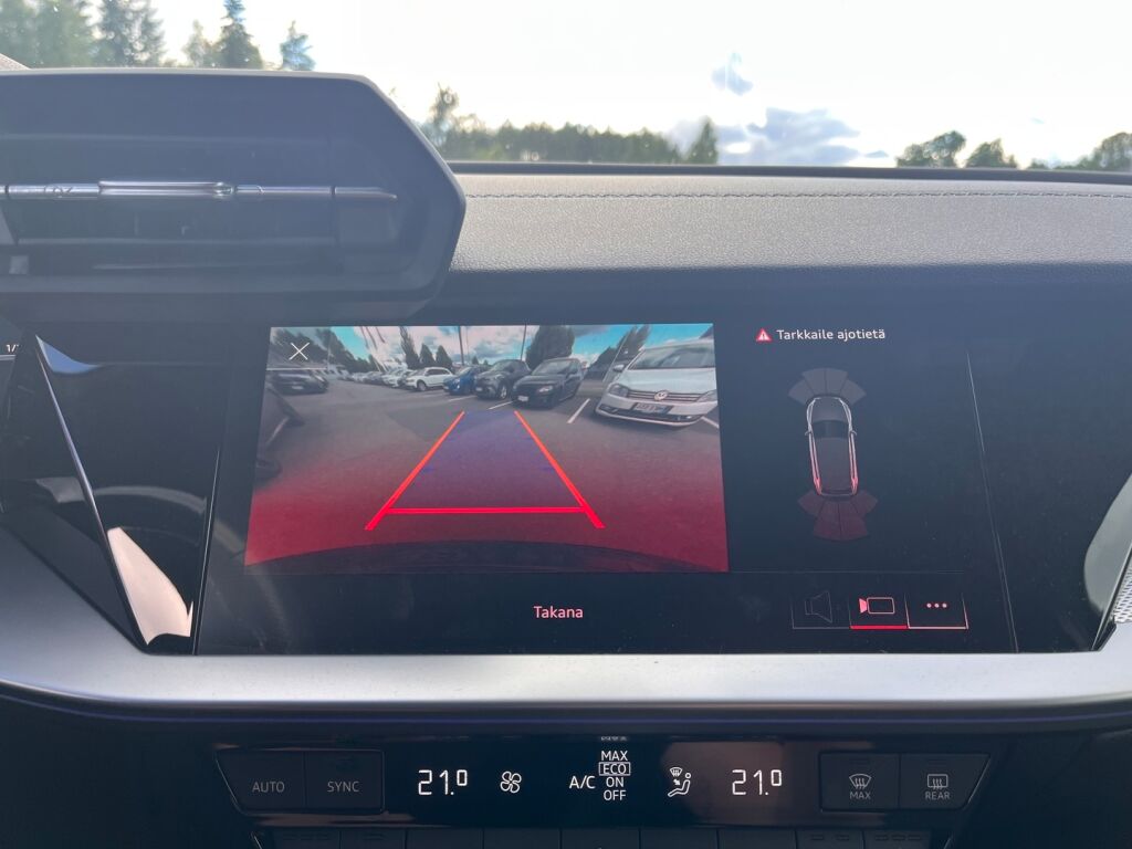 Audi S3 2021 Musta