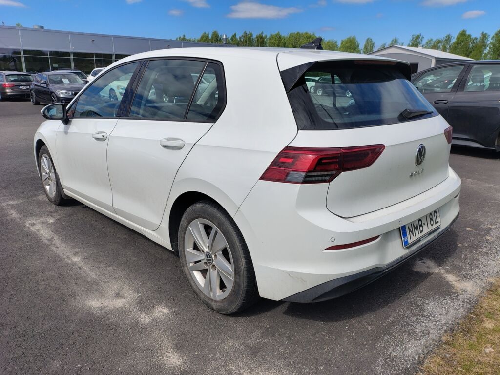 Volkswagen Golf 2021 Valkoinen