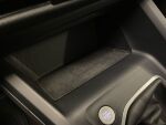 Volkswagen Golf 2021 Valkoinen