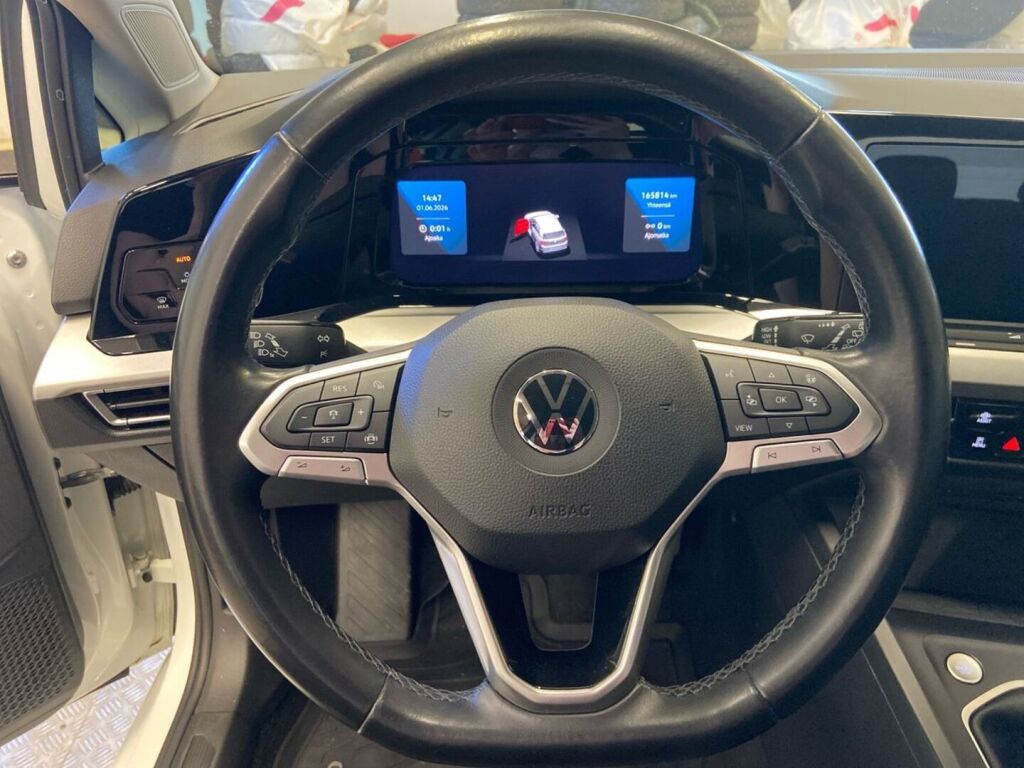 Volkswagen Golf 2021 Valkoinen
