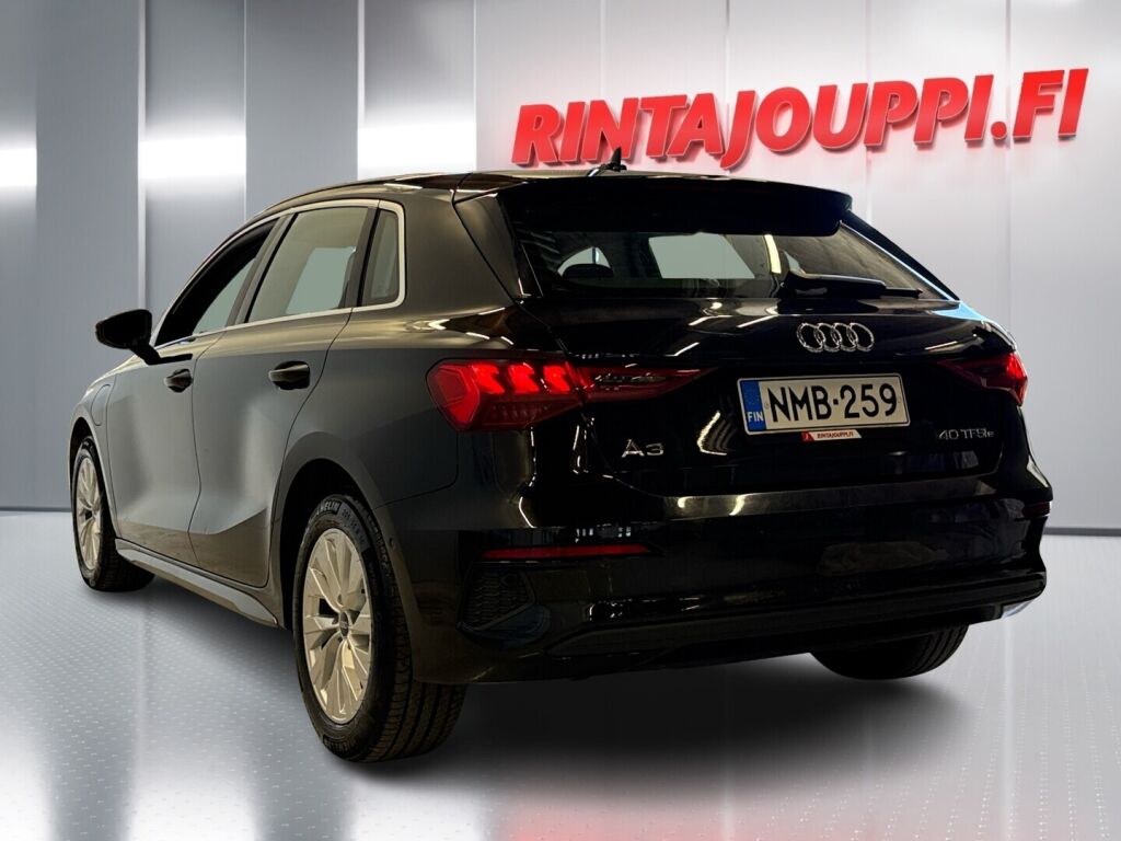 Audi A3 2021 Musta