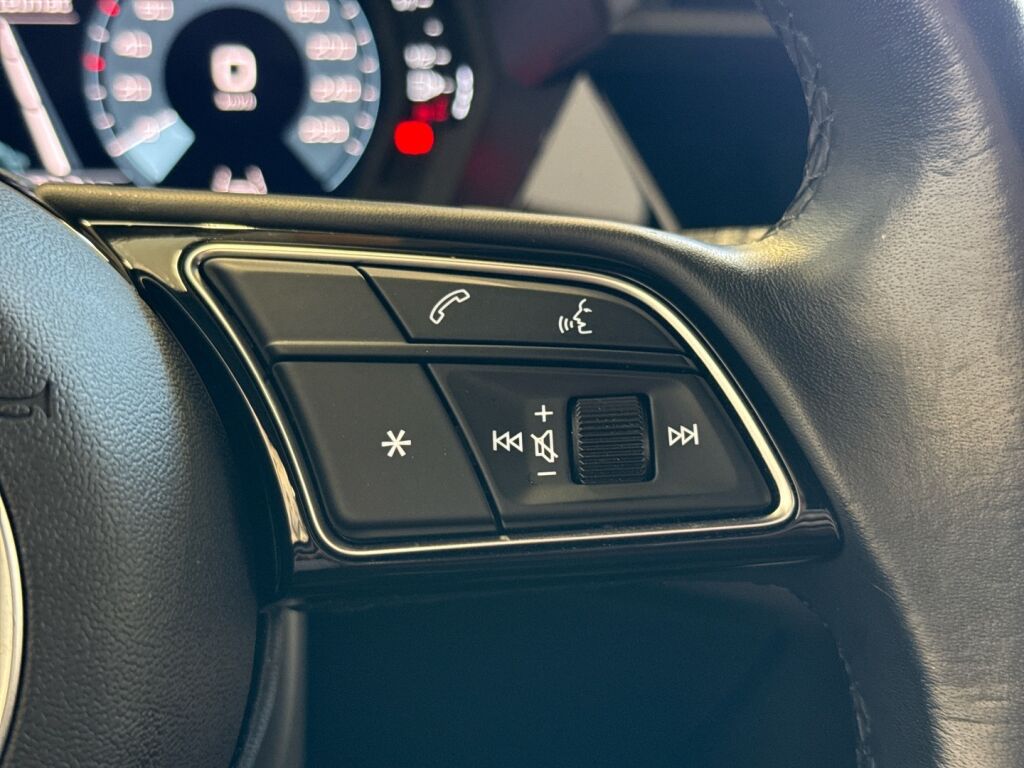 Audi A3 2021 Musta