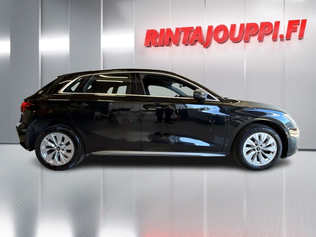 Audi A3 2021 Musta