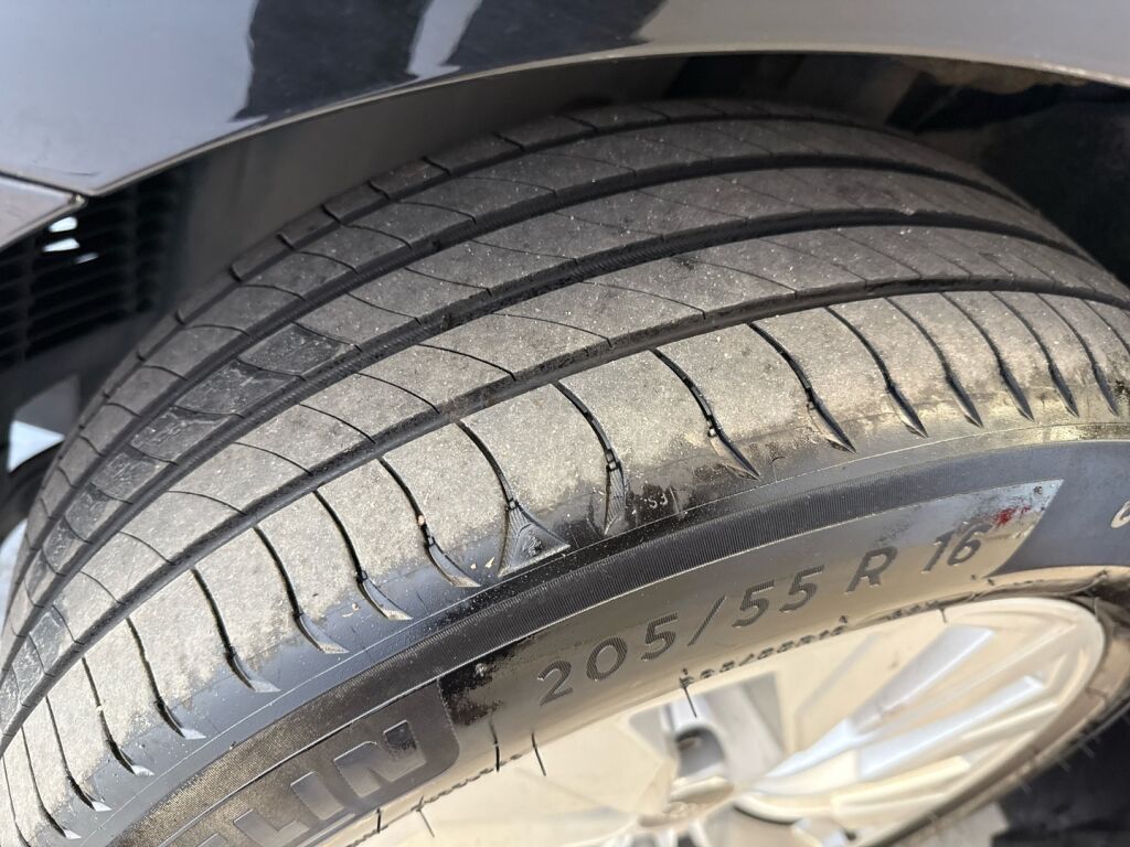 Audi A3 2021 Musta