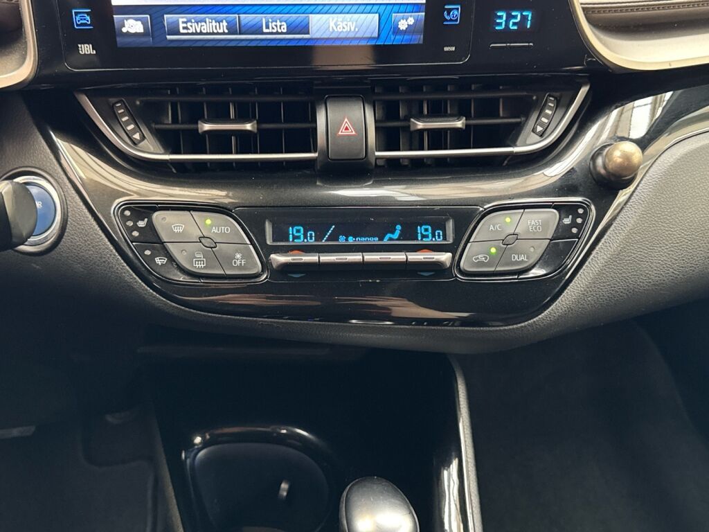 Toyota C-HR 2017 Harmaa