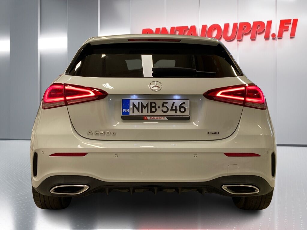 Mercedes-Benz A 2020 Valkoinen