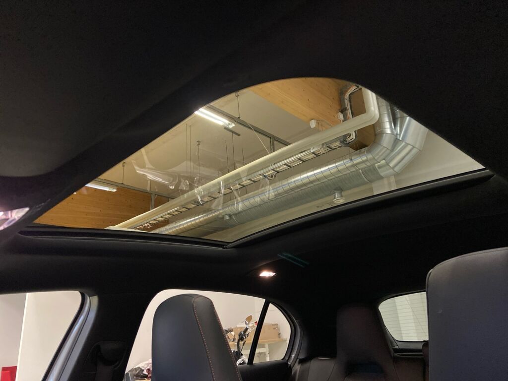 Mercedes-Benz A 2020 Valkoinen