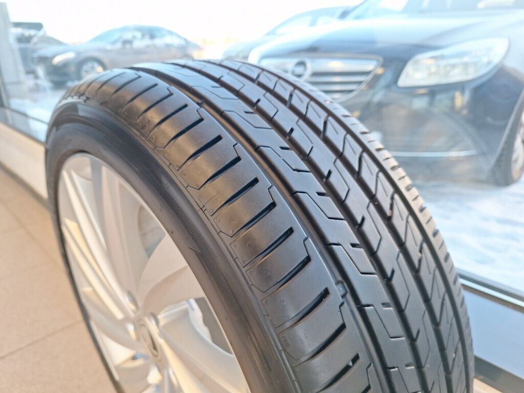 Skoda Octavia 2021 Harmaa